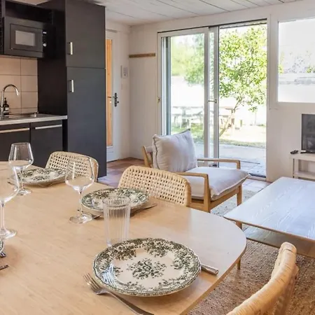 Maison Au Calme, A Deux Pas Du Port Et Des Plages Σπίτι διακοπών *